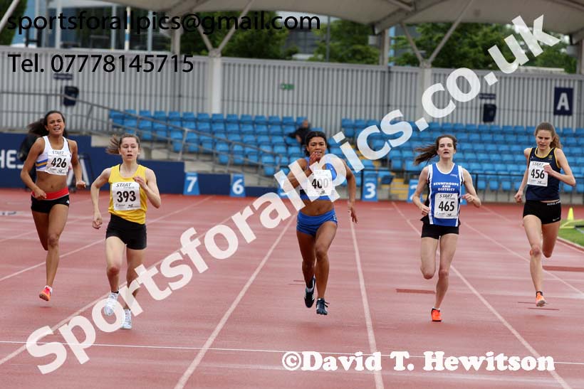Womens under-20s 400 metres, Northern Senior and Under-20s Champs., SportsCity, Manchester. Photo: David T. Hewitson/Sports for All Pics